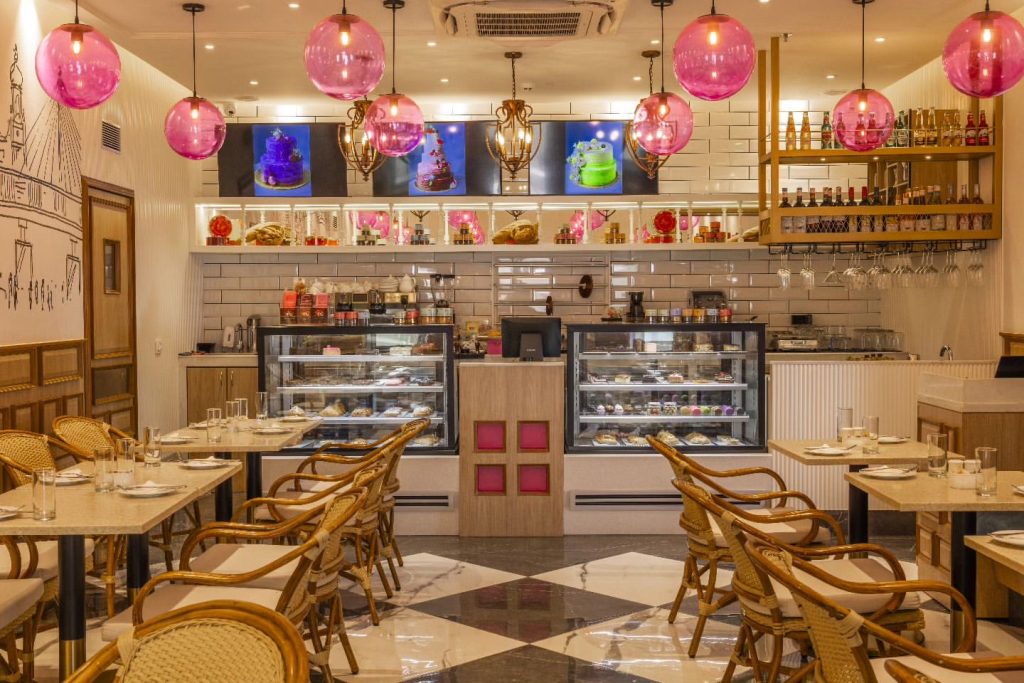 New in Mumbai: Flurys’ First Tearoom Outside Kolkata Blends Seaside Charm with Nostalgia