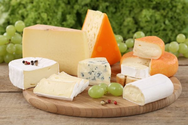 Food Guide: 7 Types of Swiss Cheese To Try In Switzerland