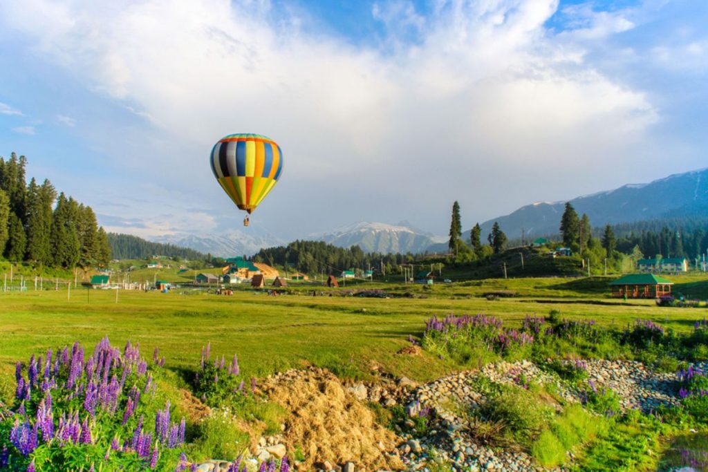 Hot Air Ballooning in Srinagar