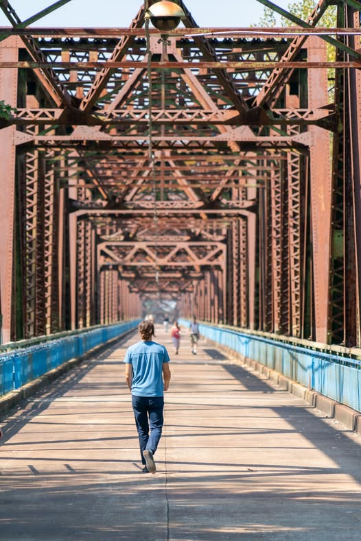 Old Chain of Rocks Bridge