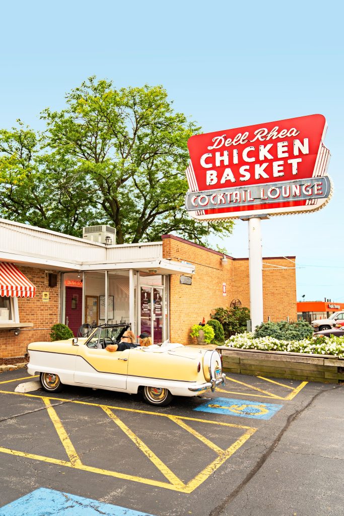 Del Rhea's Chicken Basket, Route 66 Illinois. 