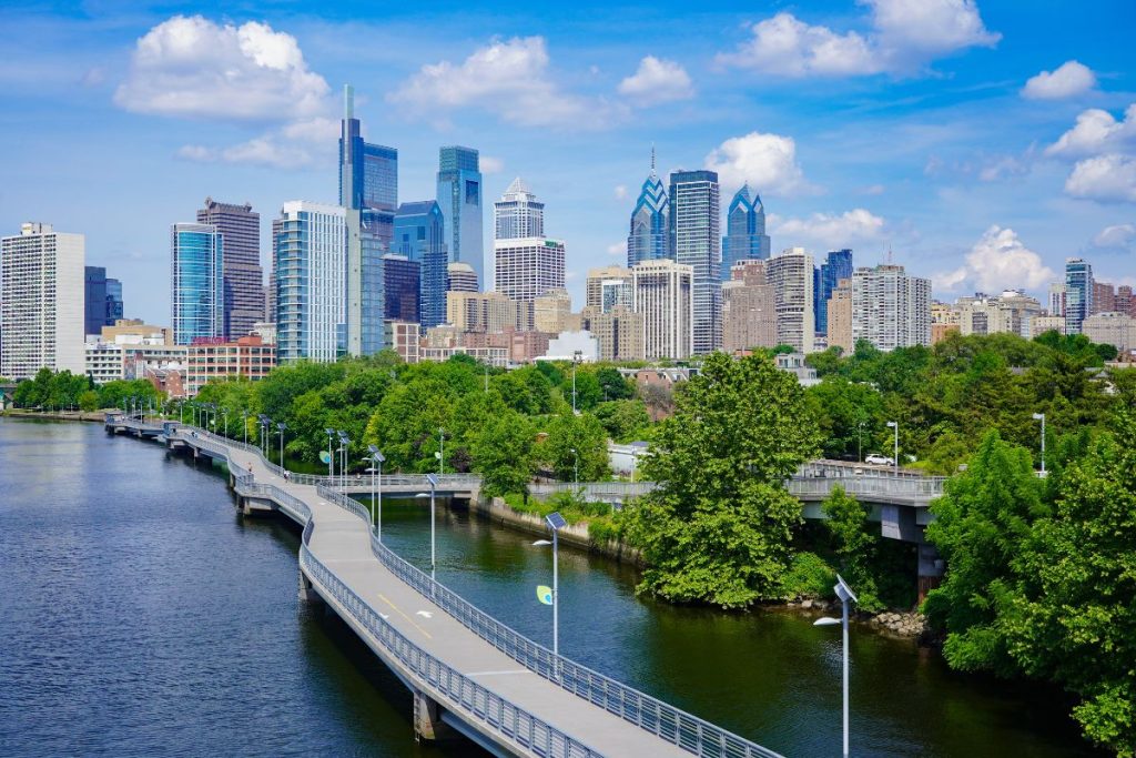 Skyline - South Street Bridge. Photo: J Ryan for PHLCVB