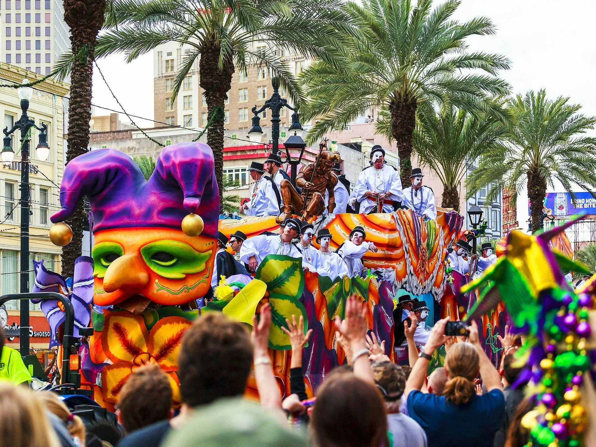 The Ultimate First-Timer’s Guide to Mardi Gras in New Orleans – Insider Tips & Tricks